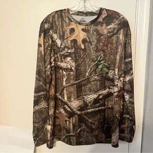 Red Head Break-Up Infinity camo T Shirt with long sleeves